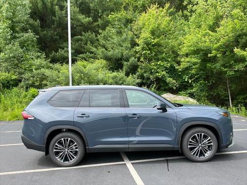 2025 Toyota Grand Highlander Hybrid Limited MAX