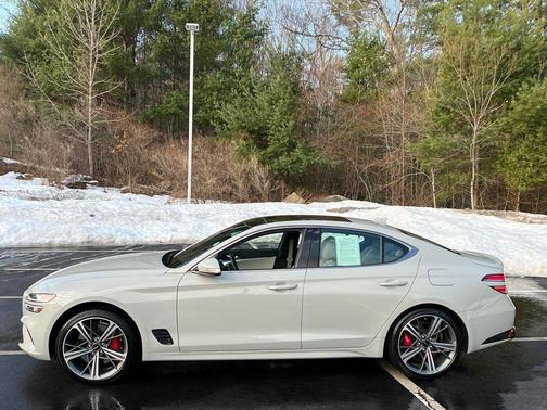 2025 Genesis G70 2.5T AWD