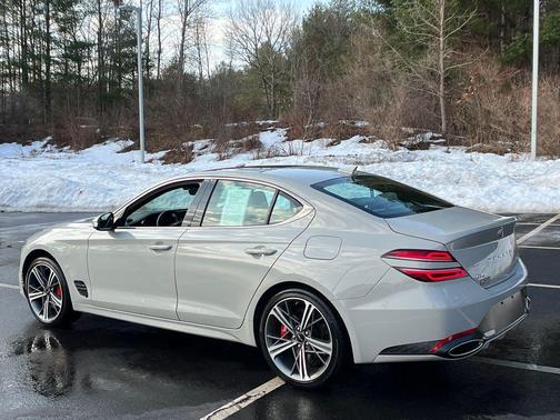 2025 Genesis G70 2.5T AWD