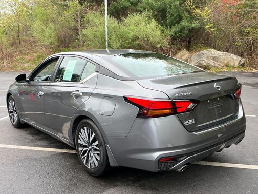 Gun Metallic 2023 Nissan Altima 2.5 SV