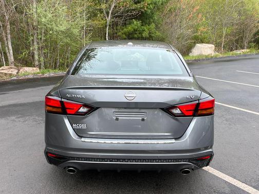 Gun Metallic 2023 Nissan Altima 2.5 SV