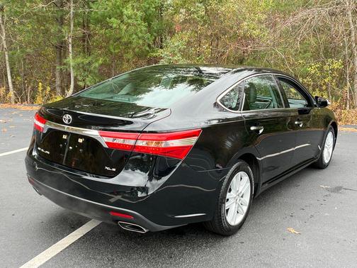 2014 Toyota Avalon XLE