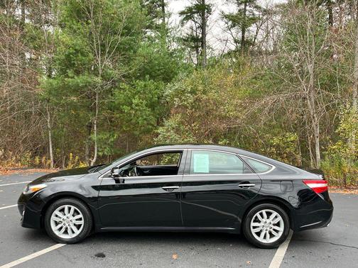 2014 Toyota Avalon XLE