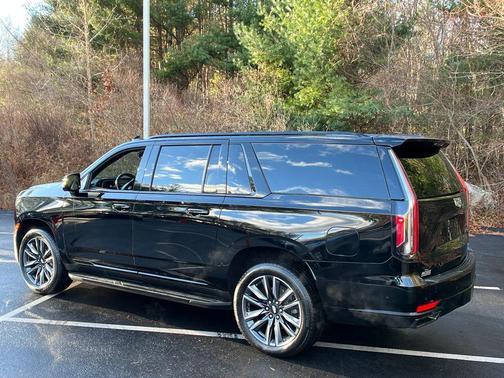 2022 Cadillac Escalade ESV Sport
