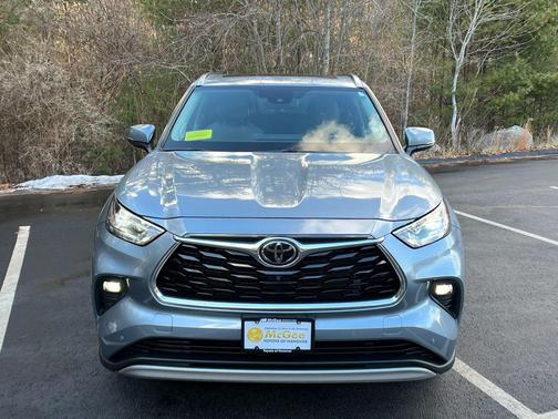 2021 Toyota Highlander Platinum