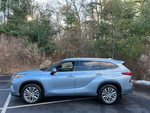 2021 Toyota Highlander Platinum