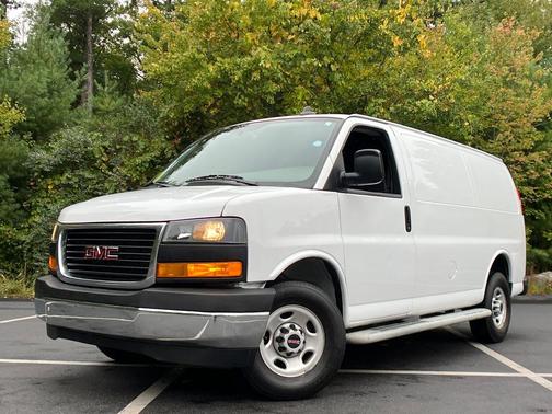2023 GMC Savana 2500 Work Van