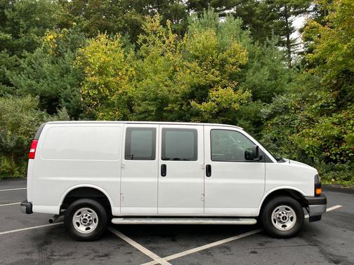 2023 GMC Savana 2500 Work Van