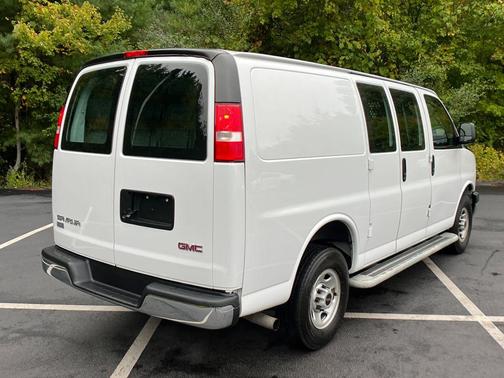 2023 GMC Savana 2500 Work Van