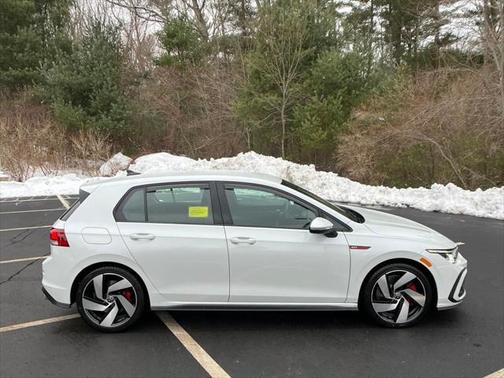 2024 Volkswagen Golf GTI 2.0T S DSG
