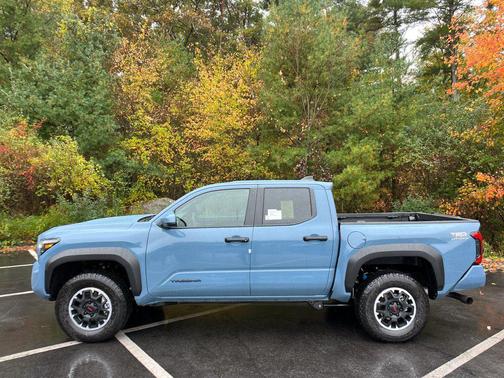 08x0 2026 Toyota Tacoma TRD Off-Road
