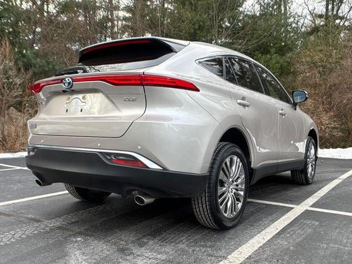 2023 Toyota Venza XLE