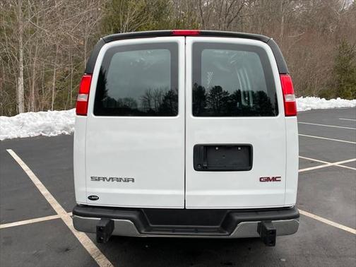 2022 GMC Savana 2500 Work Van