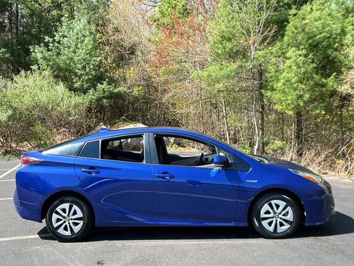 Blue 2016 Toyota Prius Four