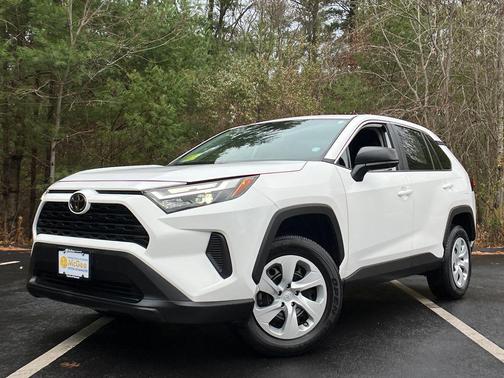 2023 Toyota RAV4 LE