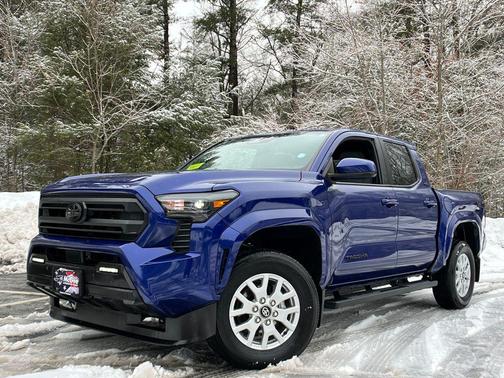 2025 Toyota Tacoma SR5