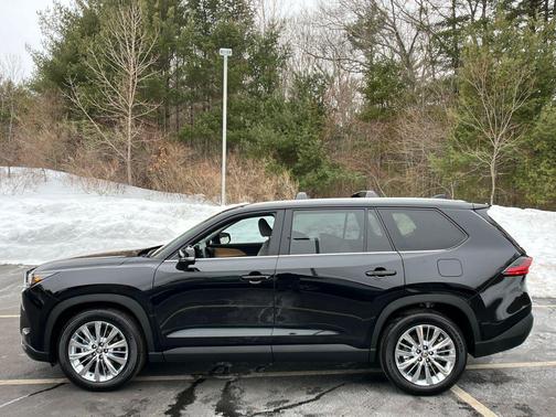 2025 Toyota Grand Highlander Platinum