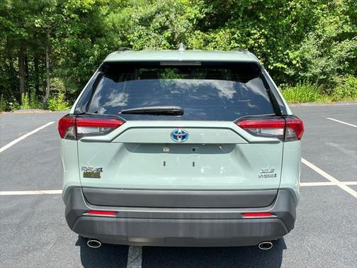 2023 Toyota RAV4 Hybrid XLE Premium