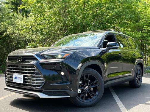 Midnight Black Metallic 2026 Toyota Grand Highlander Hybrid Platinum MAX
