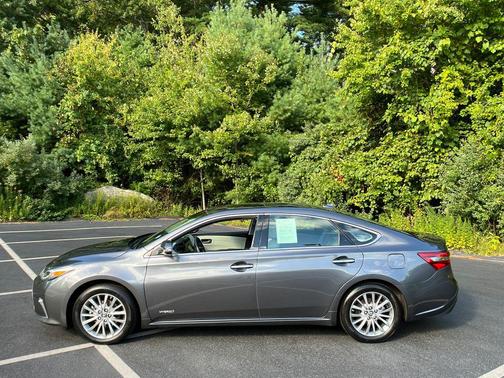 2016 Toyota Avalon Hybrid Limited