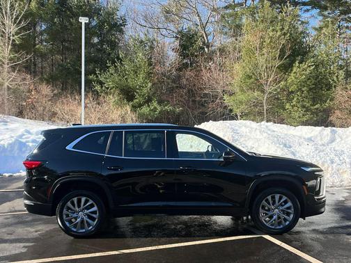 2025 Buick Enclave Preferred FWD