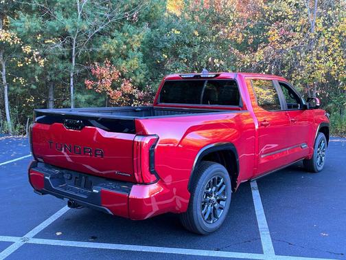 2026 Toyota Tundra Hybrid Platinum