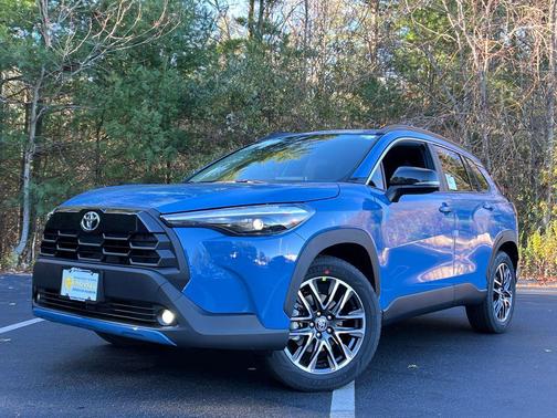 2026 Toyota Corolla Cross XLE