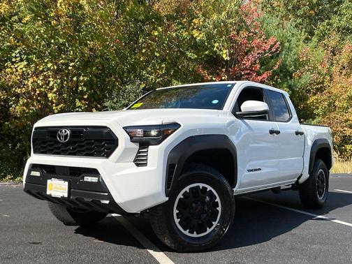2024 Toyota Tacoma TRD Off Road