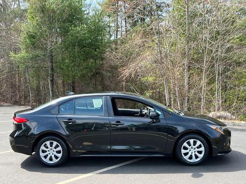 0209 2021 Toyota Corolla LE