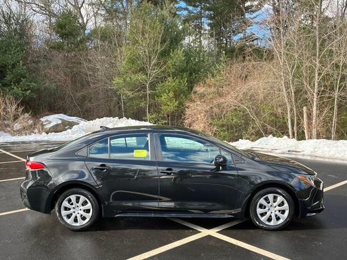 0209 2021 Toyota Corolla LE