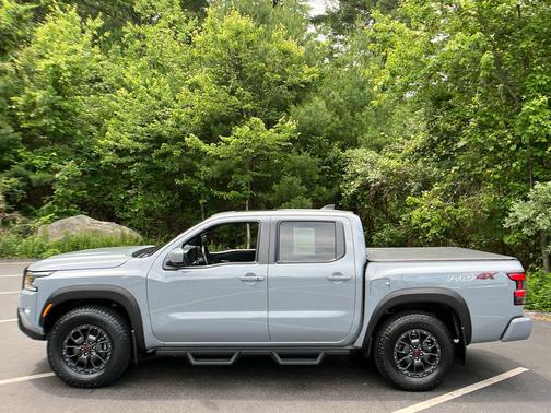 Boulder Gray Pearl 2023 Nissan Frontier PRO-4X