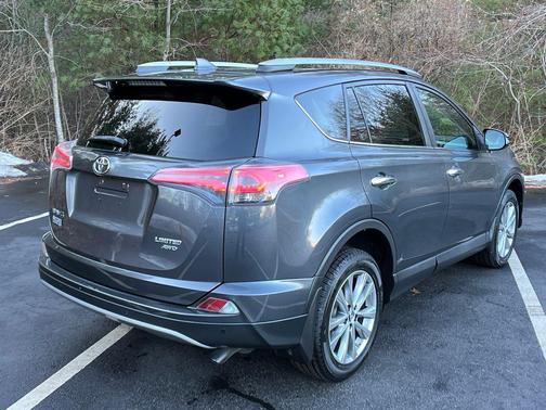 2017 Toyota RAV4 Limited