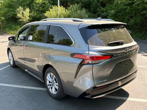 Heavy Metal 2026 Toyota Sienna Limited