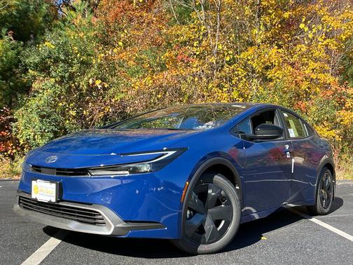 2026 Toyota Prius Plug-In Hybrid SE