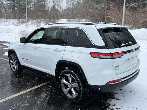 2022 Jeep Grand Cherokee Limited