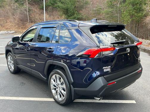 Blueprint 2021 Toyota RAV4 XLE Premium