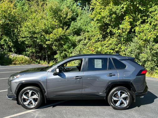 2021 Toyota RAV4 Prime SE