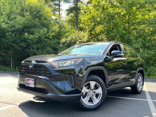 2022 Toyota RAV4 Hybrid LE