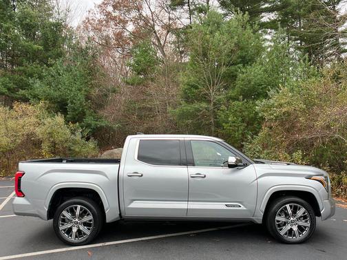 2023 Toyota Tundra Hybrid Capstone