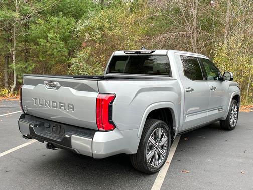 2023 Toyota Tundra Hybrid Capstone