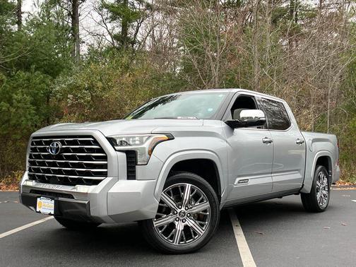 2023 Toyota Tundra Hybrid Capstone