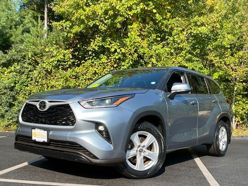 2021 Toyota Highlander LE