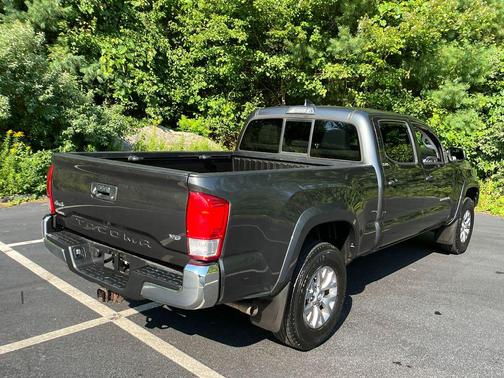 2017 Toyota Tacoma SR5