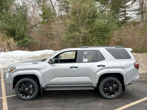 2026 Toyota 4Runner Hybrid Platinum