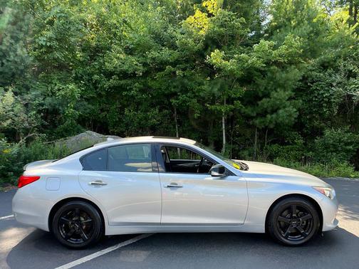 Liquid Platinum 2017 INFINITI Q50 2.0T Premium