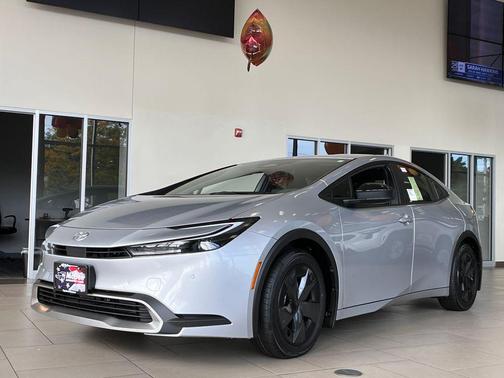 2025 Toyota Prius Plug-In Hybrid XSE Premium