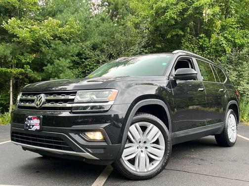 Deep Black Pearl 2019 Volkswagen Atlas 3.6L SE w/Technology