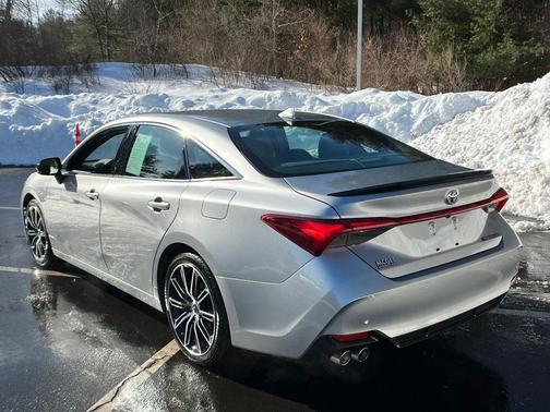 2019 Toyota Avalon Touring