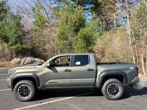 Bronze Oxide 2026 Toyota Tacoma Hybrid TRD Off Road