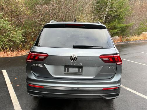 2022 Volkswagen Tiguan 2.0T SE 4MOTION